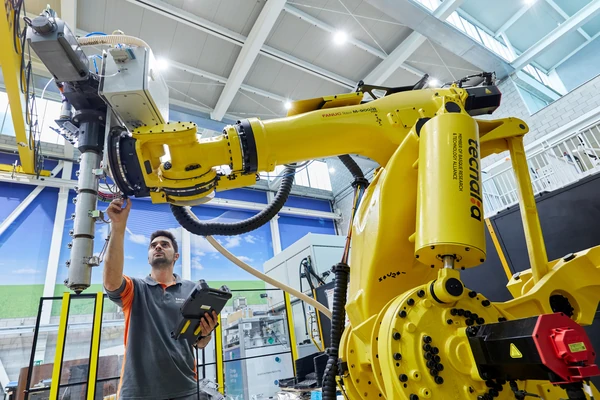 Forcecompliance-based robot guidance